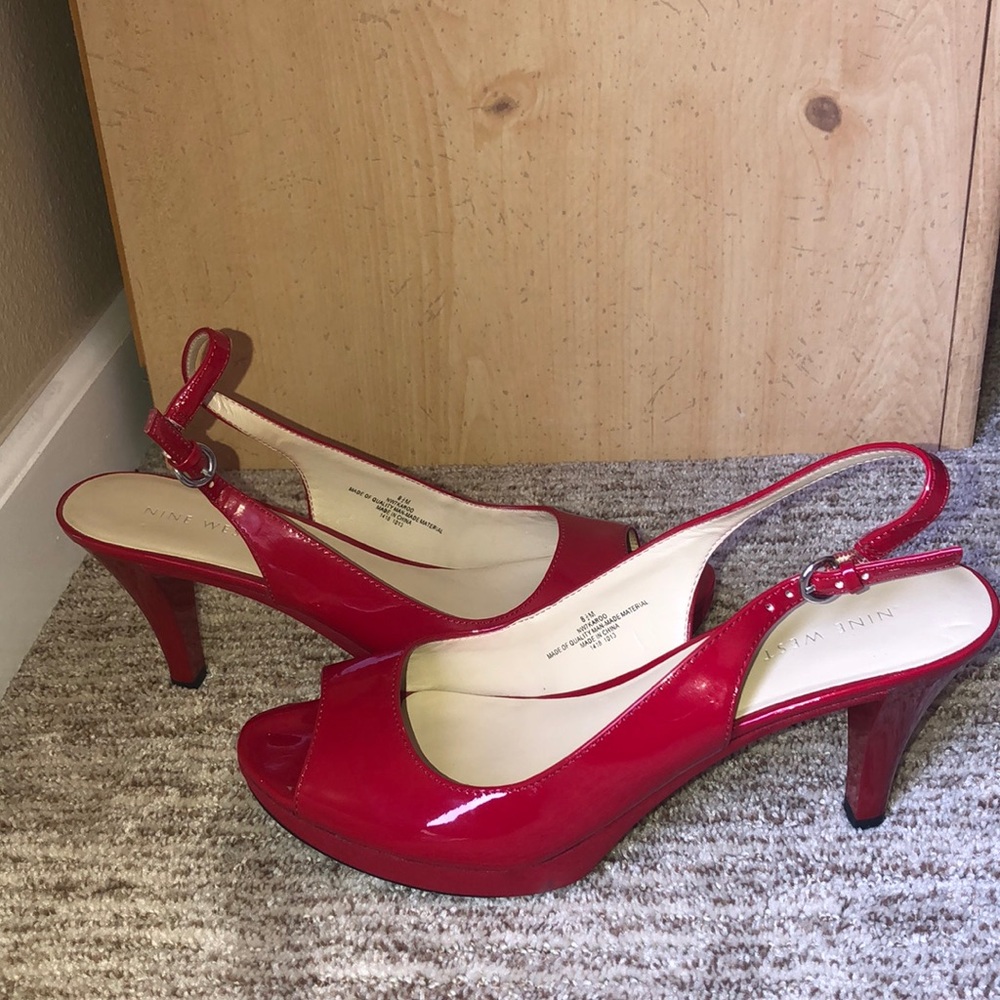 Heels - Picture 2 of 3